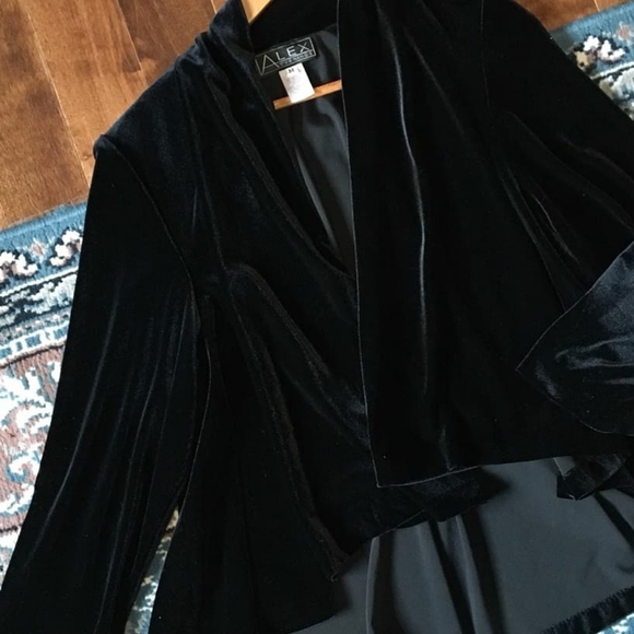 Vintage dark navy velvet swing coat - Picture 3 of 3